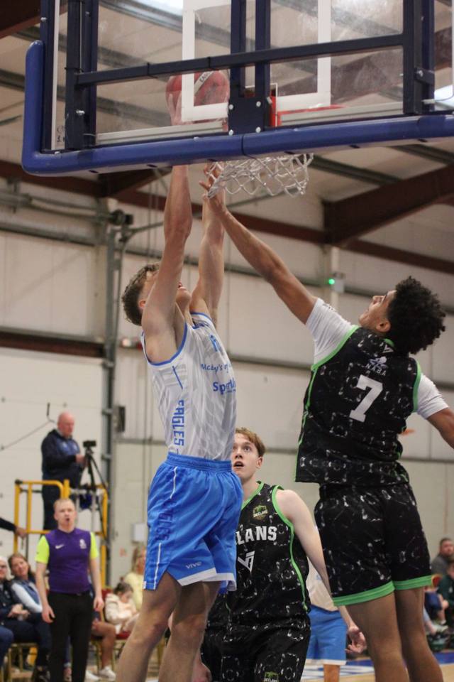 Dom Dunking